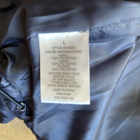 Women’s Lightweight Puffer Jacket - Picture 5 of 8